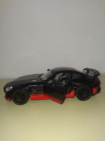 panda game uc: Məhsul: Mercedes-AMG GT idman avtomobilinin metal die-cast model
