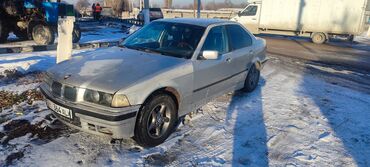 BMW: BMW 318: 1993 г., 1.8 л, Механика, Бензин, Седан