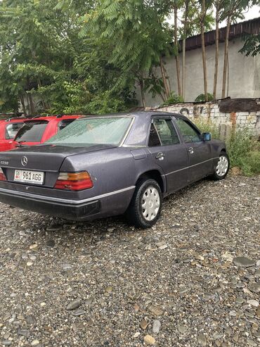 сапокко алмашам: Mercedes-Benz 230: 1992 г., 2.3 л, Механика, Бензин, Седан