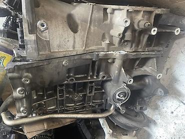 Детали двигателя и моторы в сборе: Двигатель Honda серии D (D16) — комплект для сборки Состав: - Блок — 4
