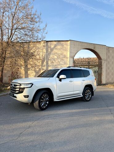 Toyota: Toyota Land Cruiser: 2022 г., 3.5 л, Автомат, Бензин, Внедорожник — 3