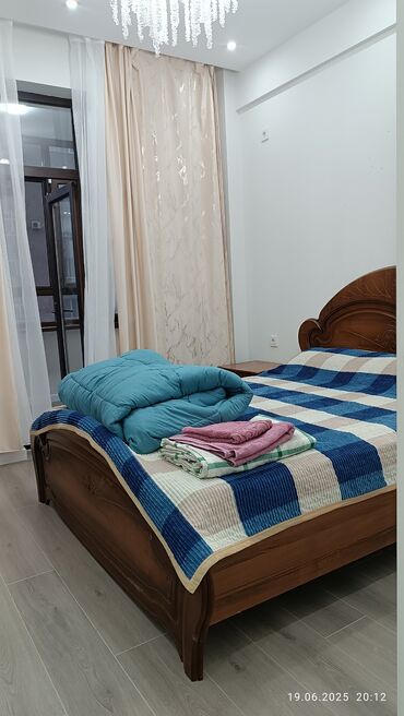 сдается комната кок жар: Сдаю 1ком квартиру .новый домэтажка.техника есть .бокомбаева калыка
