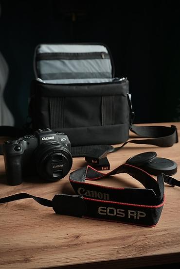 Фотоаппараты: Беззеркальная камера Canon EOS R с объективом Canon RF 50mm F1.8 STM — 12