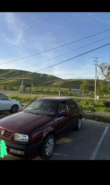 строительный вагончик бу купить: Volkswagen Vento: 1993 г., 1.8 л, Механика, Газ, Седан