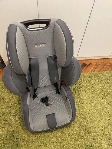 kamera za decu: Ocuvano maximalno autosediste 15-36 kg Recaro