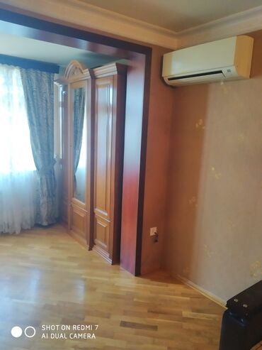 Mənzil alıram: Bakı, 8-ci kilometr, 3 otaqlı, Köhnə tikili, m. Neftçilər, 70 kv. m