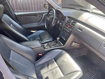 157: Mercedes-Benz E-Class: 2001 г., 4.3 л, Автомат, Бензин, Седан — 4