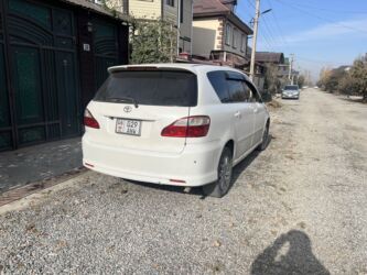 тайота продаю: Toyota Ipsum: 2003 г., 2.4 л, Автомат, Бензин, Вэн/Минивэн