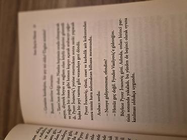 Bədii ədəbiyyat: Lev Tolstoy – 2 kitablıq dəst (Türkcə) 1) İnsan Neyle Yaşar? — 4