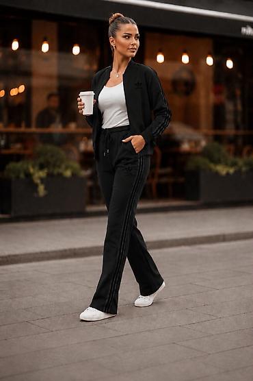 springfild jakne: Materija pamuk
S, M, L, XL
Zvonaste nogavice
3000 din — 1