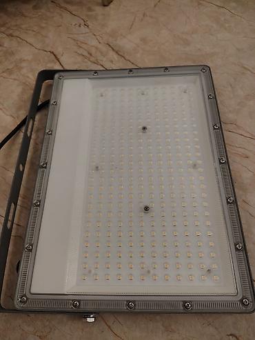 divar bralari: 200W gücündə LED proyektor. cox az işlenib isial veziyetdedi TR LIGHT — 1