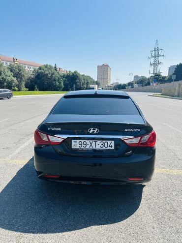 Hyundai: Hyundai Sonata: 2.4 l | 2010 il Sedan — 4