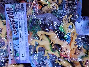 Набор игрушечных динозавров в пакетах - Тематика: Dinosaur / Jurassic