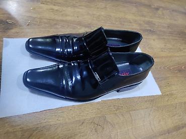 Ayaqqabılar: Klassik kişi ayaqqabısı – laklı qara loafer - Model: Kişi klassik — 3