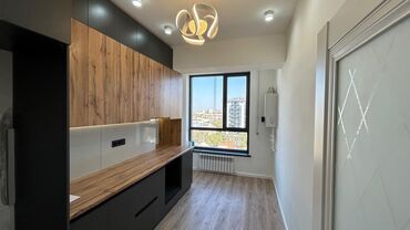 продаю дом район политеха: 1 комната, 37 м², Элитка, 8 этаж, Евроремонт