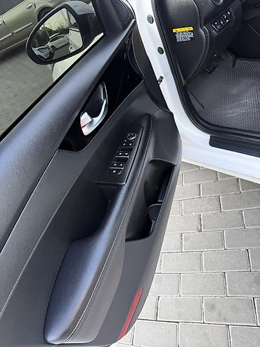 тойота 105 кузов: Kia Cerato: 2021 г., 1.6 л, Автомат, Бензин, Седан — 8