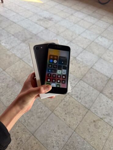 Apple iPhone: IPhone 7, 32 GB, Qara, Barmaq izi — 5