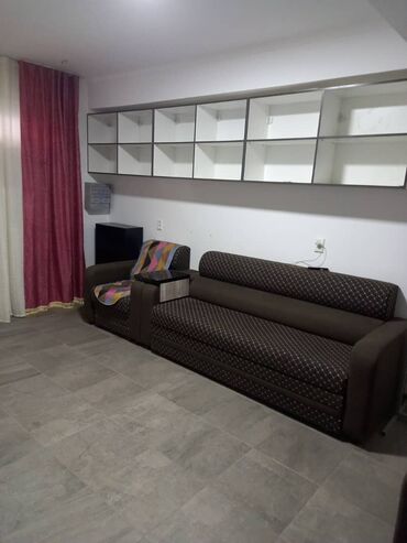 Офисы: Продаю Офис 105 м², С мебелью, Многоэтажное здание, Цокольный этаж этаж — 5