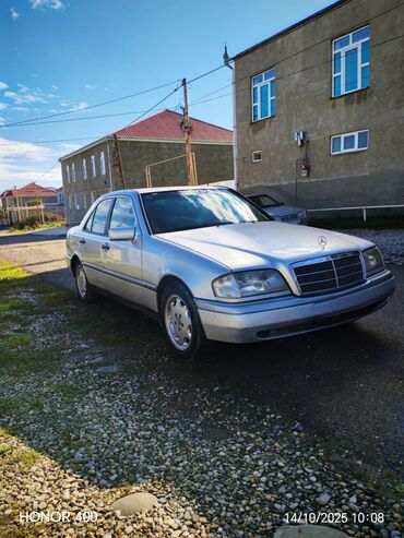 Mercedes-Benz: Mercedes-Benz C 180: 1.8 l | 1996 il Sedan — 6