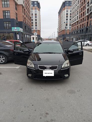 Kia: Kia Rio: 1.4 l | 2010 il Hetçbek — 3