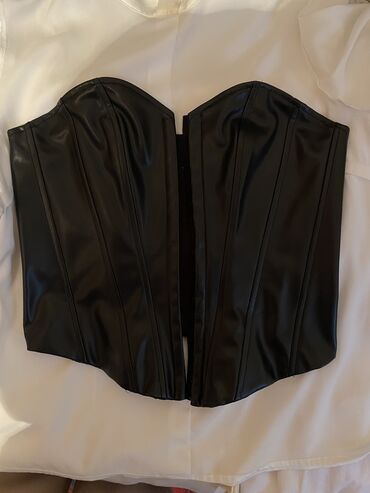 длинная кожаная куртка: Кожаная куртка, Классическая модель, Эко кожа, Приталенная модель, One size
