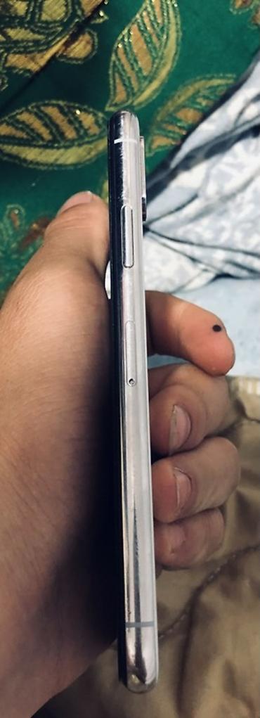Apple iPhone: IPhone X, 256 ГБ, 72 % — 8