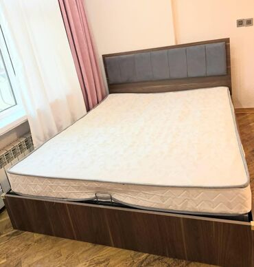 Qida məhsulları: İşlənmiş, İkinəfərlik çarpayı, Matras ilə