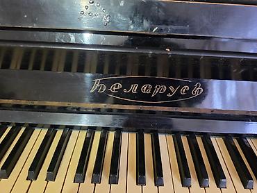 Klavişli alətlər: İşlək əla vəziyyətdə pianino belarus — 1