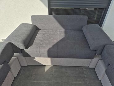 Ugaone garniture: 08. Dvosed i 2 fotelje odmah dostupni 
Cena 520e — 15