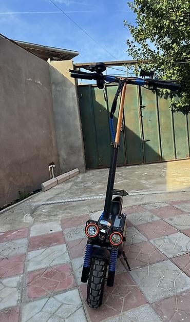 самокат для трюков: Elektrikli skuter – güclü və komfortlu şəhər/əngebəli yol gedişi üçün — 4