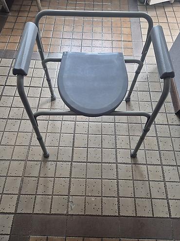Xəstələr üçün unitazlar: Əlillər və yataq xəstələri üçün tualet stulu satılır Təkərsiz, sabit — 3