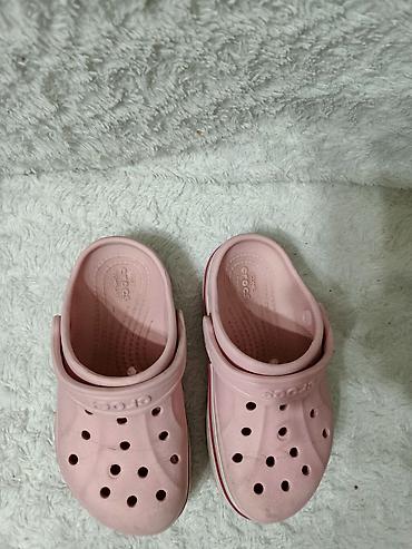 кроксы крокс crocs: Детские сабо Crocs (оригинал), модель с ремешком на пятке. - Цвет — 3