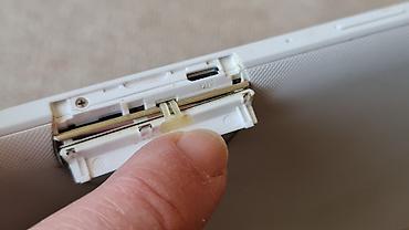 Tableti: Acer Iconia Tab 10 – beli Android tablet - Ekran (oko 25,7 cm), IPS — 9