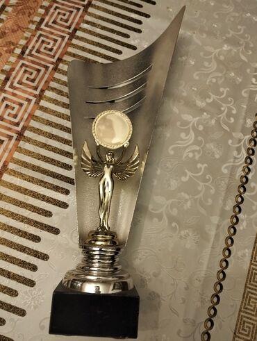 Digər içki üçün qablar: Kubok satılır — 6