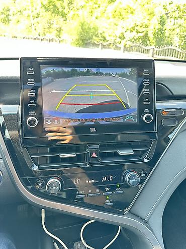 Toyota: Toyota Camry: 2023 г., 2.5 л, Гибрид — 7