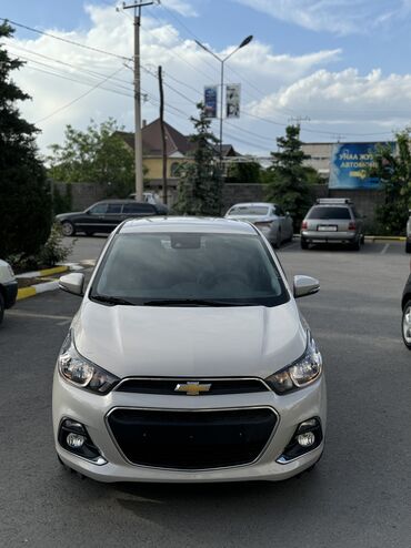 Chevrolet: Chevrolet Spark: 2016 г., 1 л, Автомат, Бензин, Седан