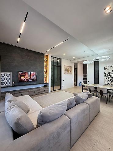 8: 4 комнаты, 130 м², Политех Элитка, 7 этаж, Дизайнерский ремонт — 1