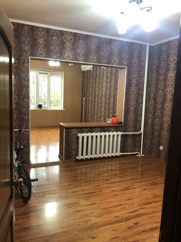 Кабинеты в салонах красоты: Сдаю Кабинет в салоне, 2 м², Для мастера по маникюру, Для шугаринга, эпиляции, Для парикмахера