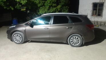 Kia: Kia Ceed: 2018 г., Универсал — 10