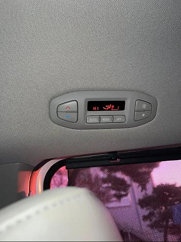 Kia: Kia Carnival: 2019 г., 2.2 л, Автомат, Дизель, Минивэн — 18