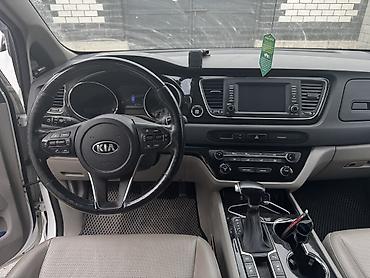 семи местный: Kia Carnival: 2020 г., 2.2 л, Автомат, Дизель, Минивэн — 8