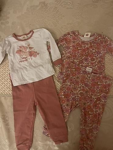 stringer alt geyimi: 12-18ay yumwaq pijama desti. 2li dest birge qiymeti 10azn — 1