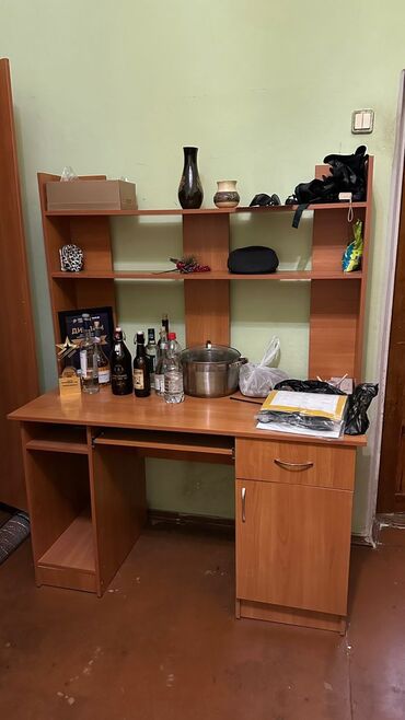 кровать бу двухспальная: Спальный гарнитур, Б/у, Односпальная кровать, Шкаф, Тумба, Белоруссия, Самовывоз, цвет - Оранжевый