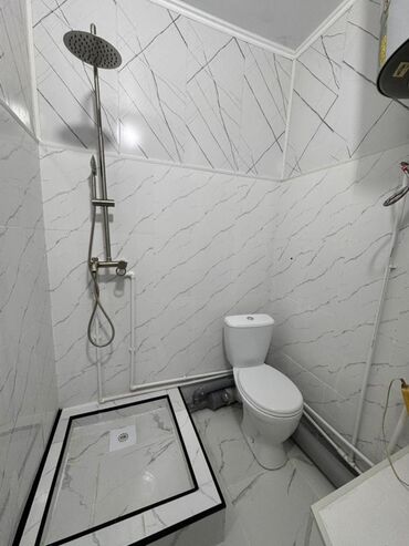 продажа 2 квартиры кольбаева: 1 бөлмө, 18 кв. м, Жатакана жана мейманкана түрүндө, 3 кабат, Косметикалык ремонт
