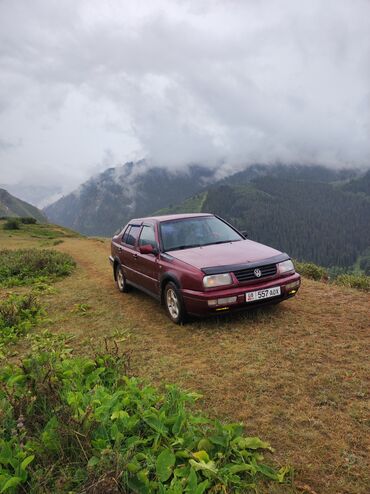 сди 2 7: Volkswagen Vento: 1995 г., 2 л, Автомат, Бензин, Седан