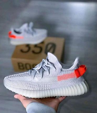 Patike: Adidas Yeezy patike NOVO Novo Brojevi 36 do 46 fb Moja Kupovina 1 — 3