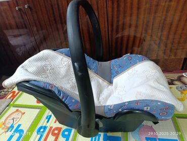 куплю автокресло: Автокресло, түсү - Көк