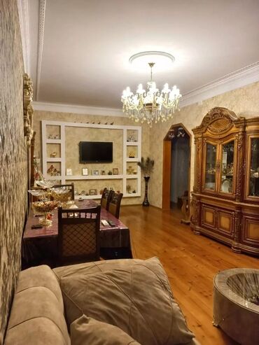 Həyət evləri və villaların satışı: Suraxanı 4 otaqlı, 140 kv. m, Yeni təmirli — 24