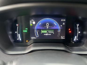 продажа гибридных автомобилей: Toyota Corolla: 2023 г., 1.8 л, Вариатор, Гибрид, Седан — 9