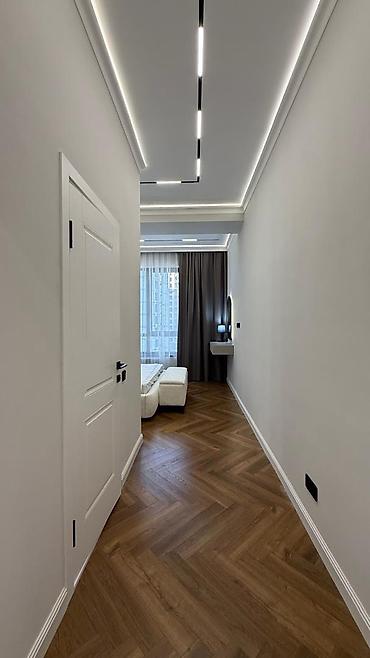 Продажа квартир: 3 комнаты, 92 м², 4 этаж — 8